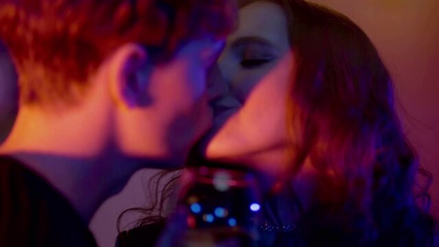 Alcohol Shirt And Kiss Scan Vf