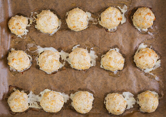 Baked chicken meatballs with cheese