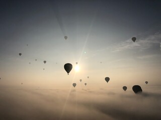 sunrise hot air balloons