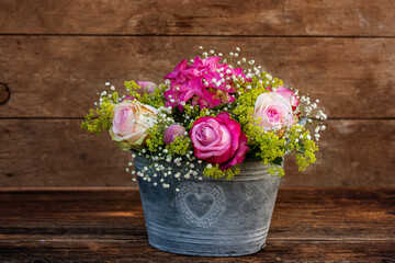 Romatic flower bouquet with pink roses