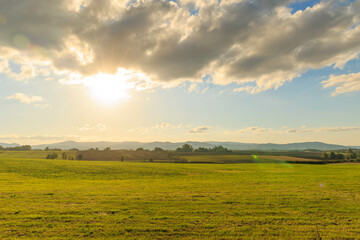 夕日に染まる美瑛の丘「秋の北海道」
