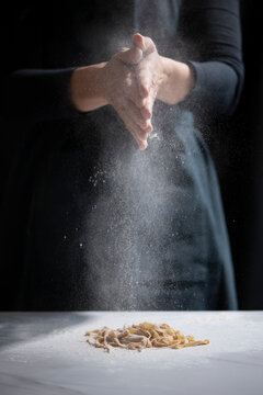 Making tagliatelle