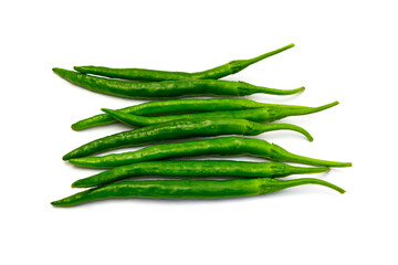 白背景の青唐辛子　コピースペースあり Green chili peppers (chile verde) on white background with copy space