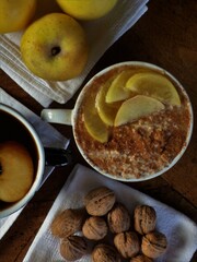 Apple cinnamon porridge / porridge à la pomme et à la cannelle