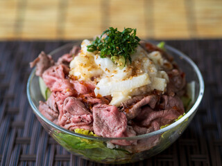 自家製冷しゃぶサラダ