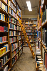 Bücherwand