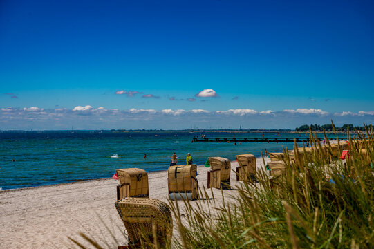 Strandk&ouml;rbe amn Strand von Fehmarn