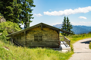 Holzhütte auf dem Wallberg am Tegernsee im Mangfallgebirge