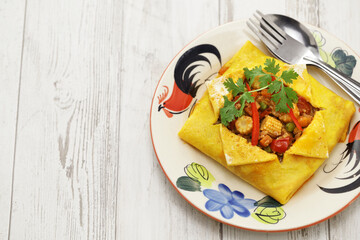 Thai stuffed omelet ( Kai Yat Sai )