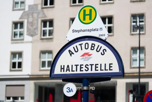 Bus stop (Haltestelle) sign of Wiener Linien company in Vienna, Austria at Stephansplatz
