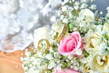 wedding bouquet of roses