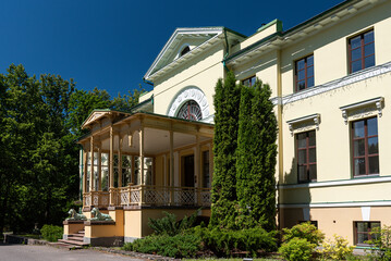 Fototapeta premium Naukseni manor in sunny summer day, Latvia.