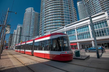 Gordijnen Toronto red bus and the transportation system at Ontario, Canada © eranda