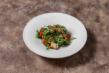 Warm salad with quail