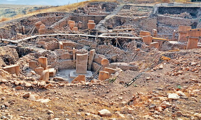 First temple in the world, Göbeklitepe, T-shaped pillars
