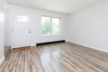 Obraz premium light and airy empty room