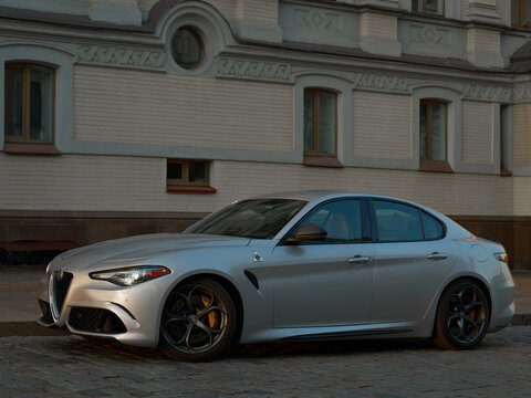 Alfa Romeo Giulia Quadrifoglio in silver metallic