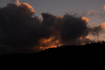 Naklejka premium sunset in the clouds