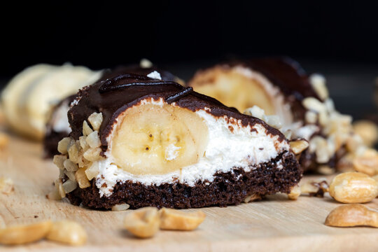 Chocolate-drenched Banana Cake With Cheese Cream