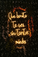 neon light notice, be cute