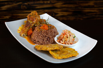 Rice and Beans Caribeño de Pollo 4