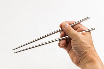 正しい箸の持ち方　Right way of holding chopsticks
