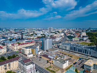 Obraz premium Center of Kazan. There are sights, hotels, stores and cafes. View of the intersection of pedestrian Peterburgskaya Street and Pushkin Street. The central intersection of the city. 