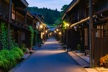 Fototapeta premium 飛騨高山 古い町並 夜景