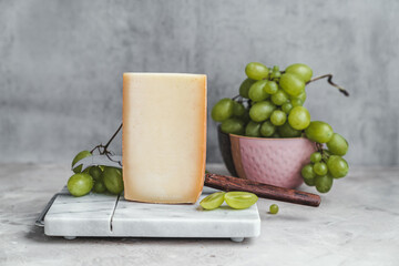 cheese and grapes