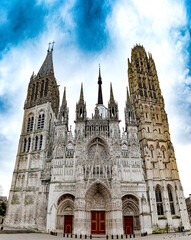 Vue panoramique de la Cathédrale de Rouen, France. - 520027452
