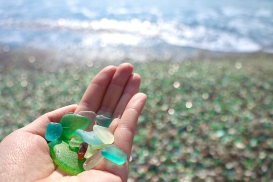 Sea glass beach in Rossia　シーグラスビーチ
