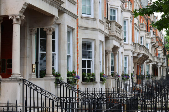 View of the typical London buildings