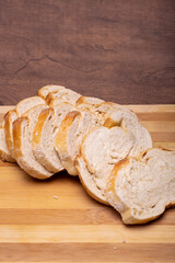 Pão português fatiado