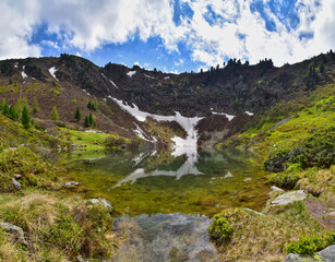 Gluhbuckensee unterhalb des Seegupf in den Rottenmanner Tauern, Steiermark