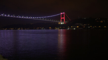 Fototapeta na wymiar bridge and bosphorus at night