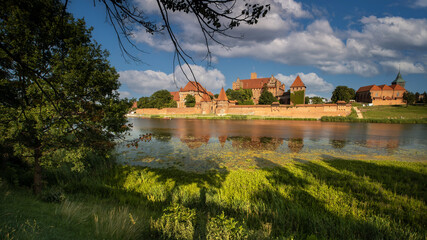 castle in the morning © Sieku Photo