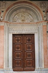 Obraz premium Il portale centrale della Cattedrale di San Martino a Lucca, Toscana, Italia