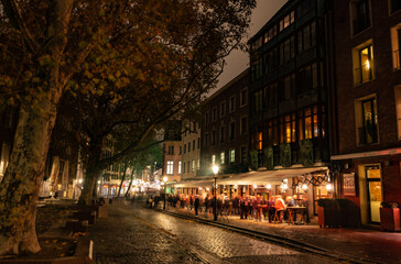 Fototapeta na wymiar old street in europe at night