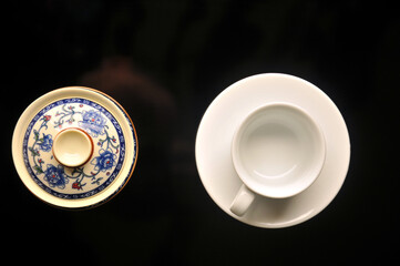 Obraz na płótnie Canvas chinese tea set and coffee cup