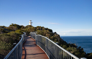 Obraz premium white lighthouse at the freycinet national park Tasmania Australia