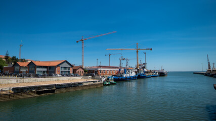 Fototapeta premium łódź statek ocean morze żagiel marynarka wojenna