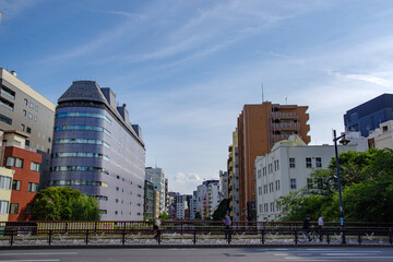 茅場町の橋のある風景