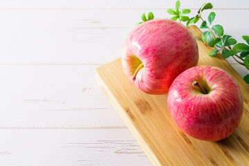 りんご (青森県産)