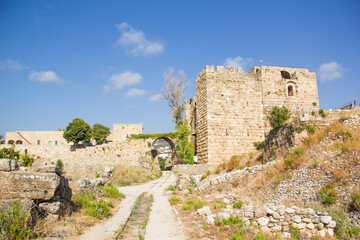 Fototapeta premium Beautiful view of the Crusader Fort in Byblos (also known as Jubayl or Jebeil), Lebanon