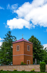 Built in the years 1924-26, a sacred complex consisting of a belfry and a wooden Catholic church dedicated to Our Lady of Częstochowa in the town of Žilina in Masuria in Poland. © Jacek Sakowicz