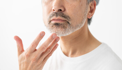 髭・男性