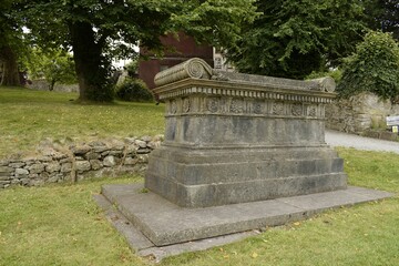 Fototapeta premium old stone tomb