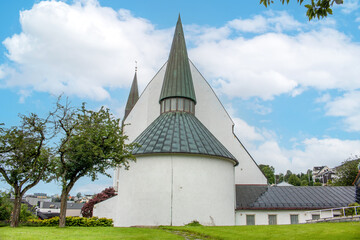 Fototapeta na wymiar Molde Cathedral (Molde Domkirke) Church Møre og Romsdal at Sunnylvsfjorden near Geirangerfjorden in Norway (Norwegen, Norge or Noreg)