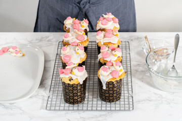 Mini Easter Bread Kulich