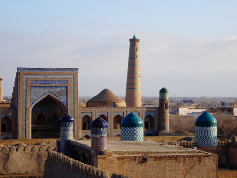 [Uzbekistan] Cityscape of Itchan Kala seen from The Ak Sheikh Bobo Observatory in Kuhna Ark Fortress (Khiva)
